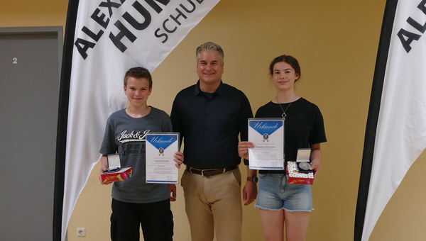 Bogenschützen Magdalena Milnerowicz und Luca Feringer erhalten silberne Ehrenmedaille